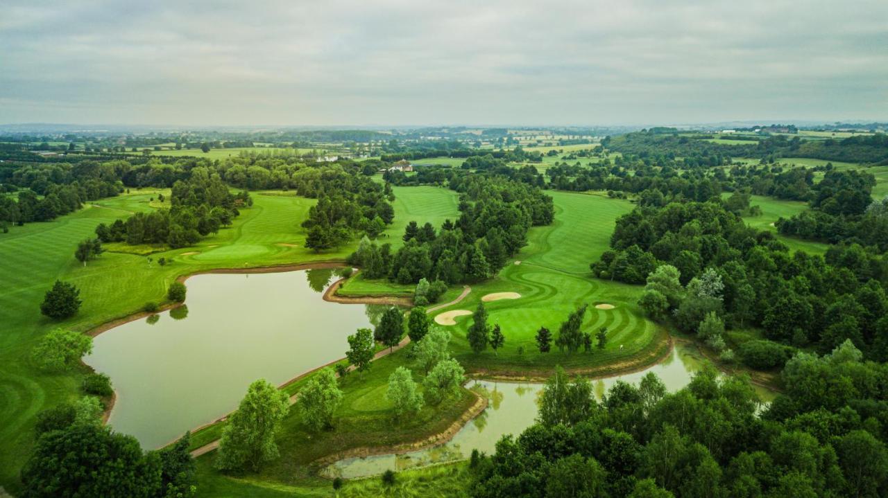 The Vale Golf & Country Club Villa Bishampton Eksteriør bilde