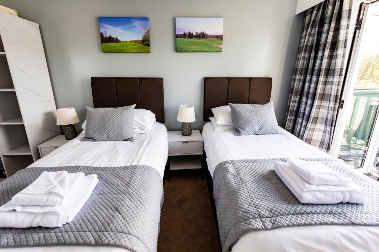 The Vale Golf & Country Club Villa Bishampton Eksteriør bilde