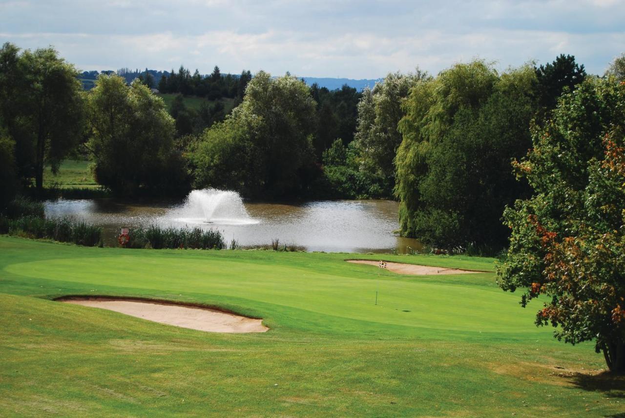 The Vale Golf & Country Club Villa Bishampton Eksteriør bilde